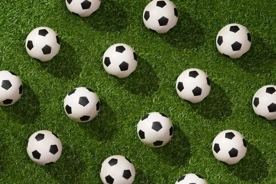 用户在手机上使用 星空体育 应用